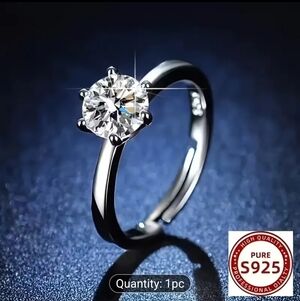 Moissanite Diamond Solitaire Engagement Ring 925 Sterling Silver Band